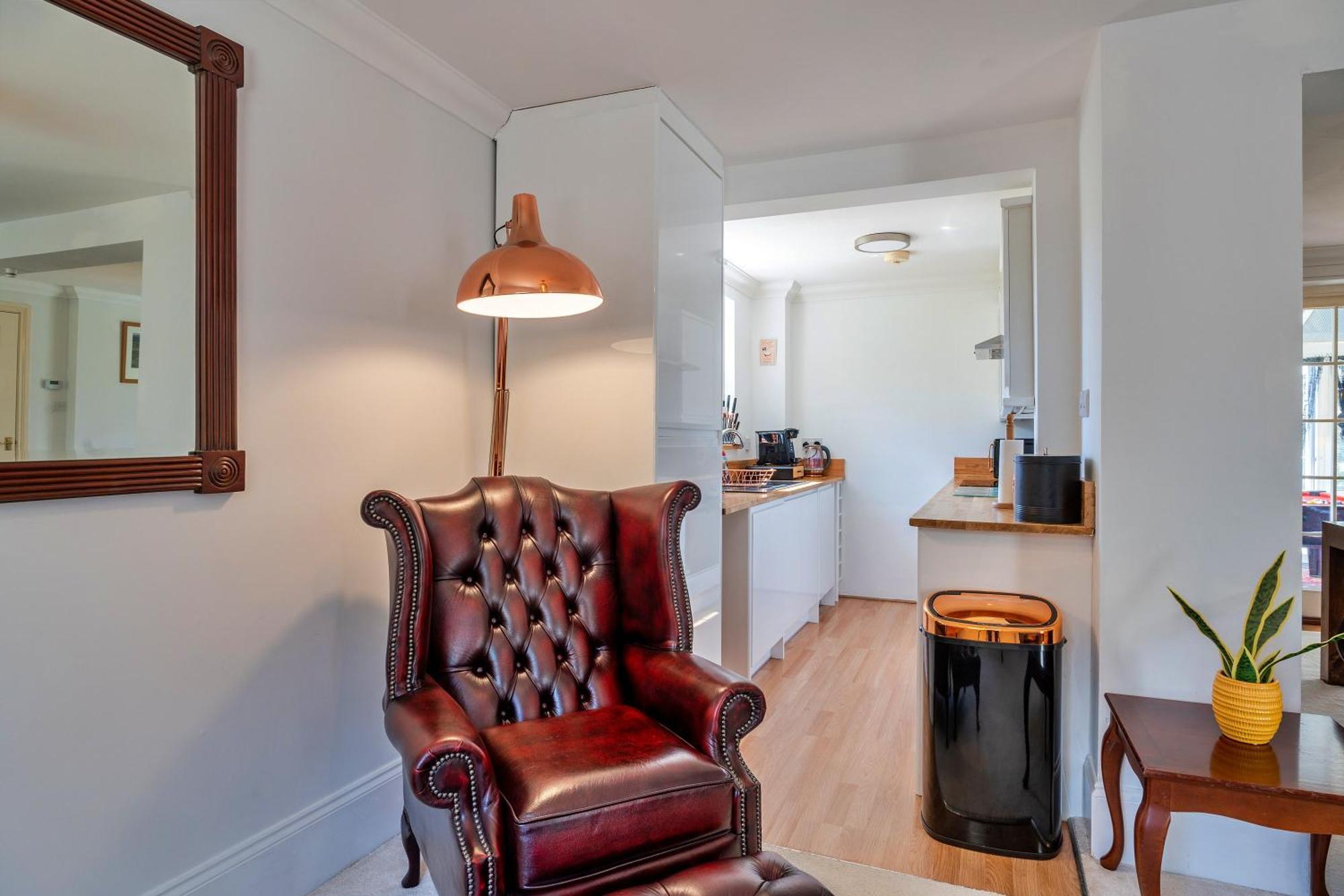 Finest Retreats - Nicely Tucked Away Cottage Torpoint Eksteriør billede