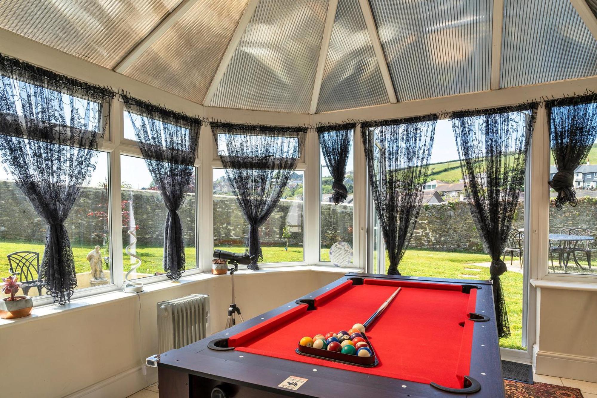 Finest Retreats - Nicely Tucked Away Cottage Torpoint Eksteriør billede