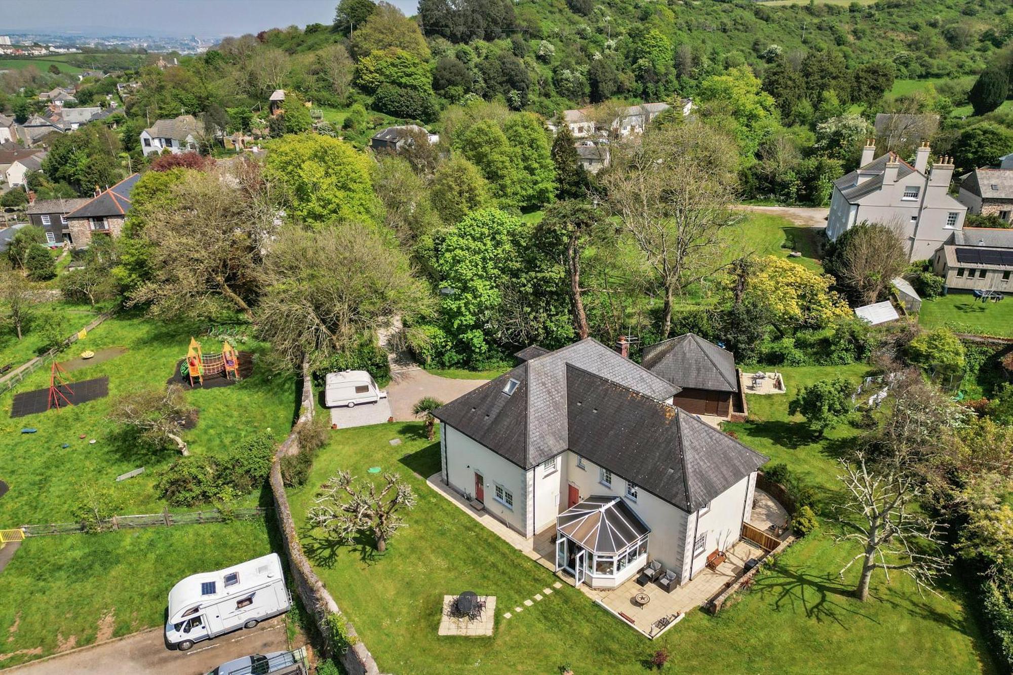 Finest Retreats - Nicely Tucked Away Cottage Torpoint Eksteriør billede