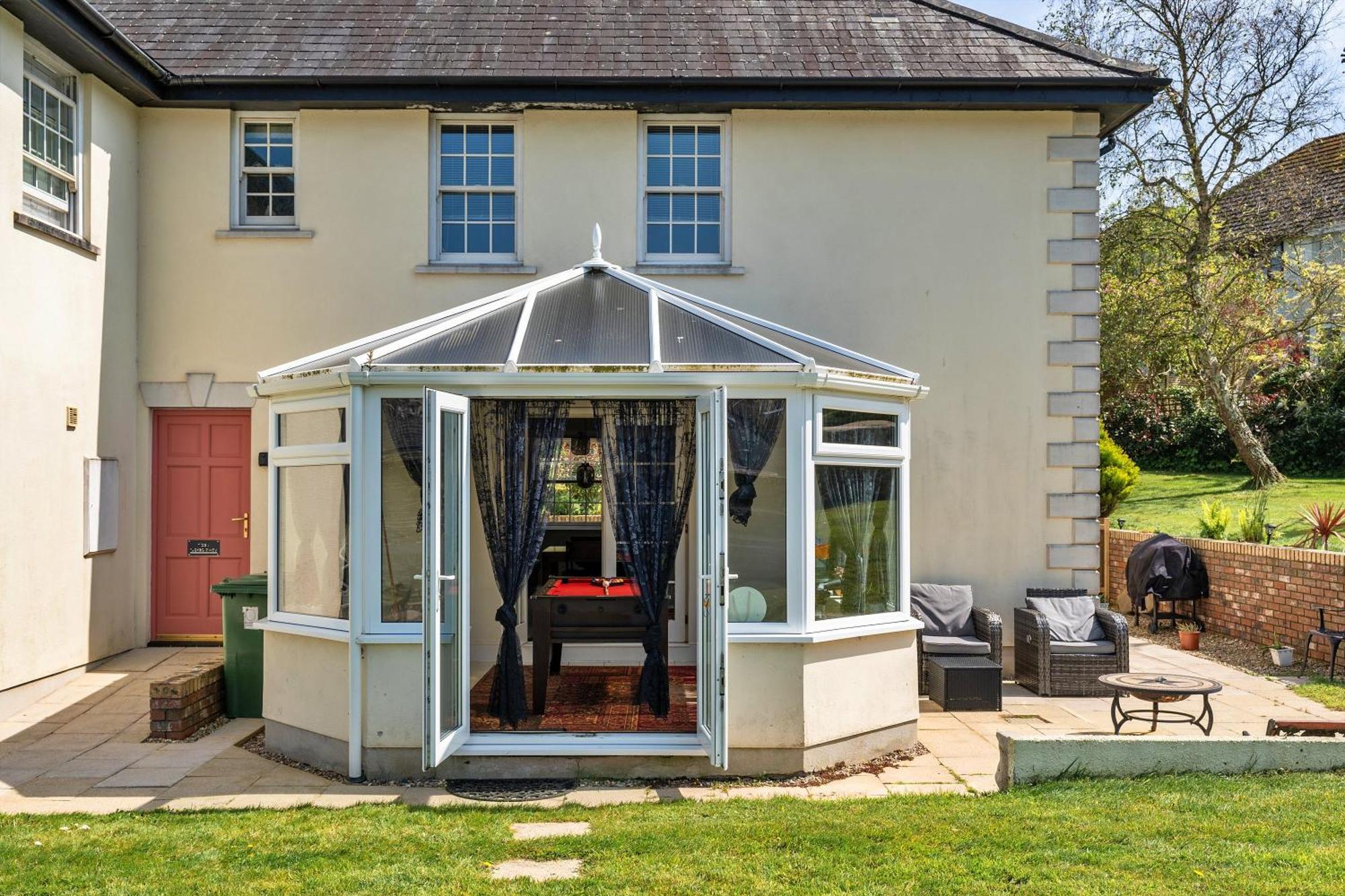 Finest Retreats - Nicely Tucked Away Cottage Torpoint Eksteriør billede