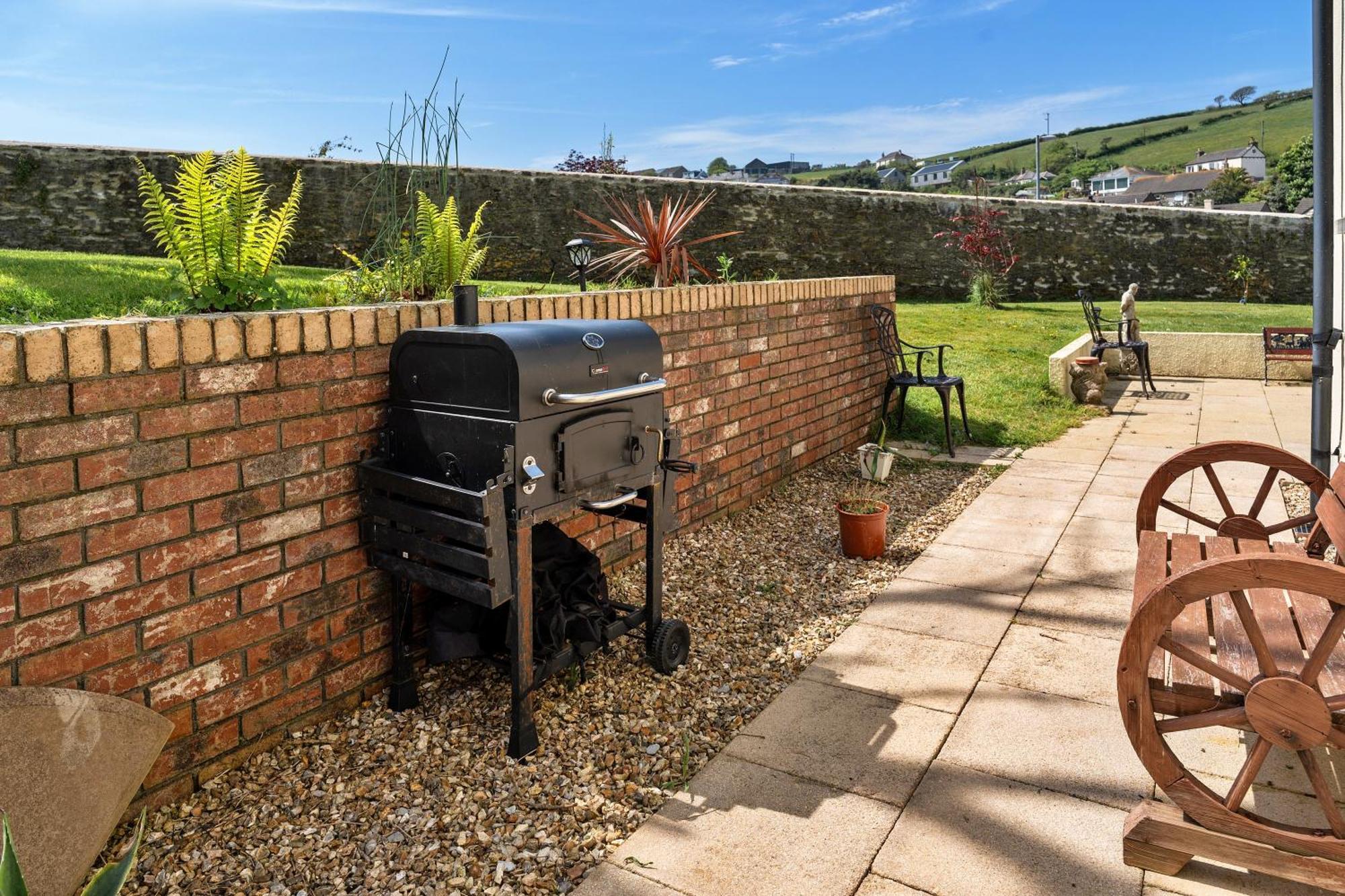 Finest Retreats - Nicely Tucked Away Cottage Torpoint Eksteriør billede